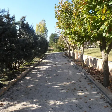 La Bastide Des Roses Couette-café 3*
