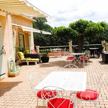 La Bastide Des Roses 3* Saint-Julien-d'Asse