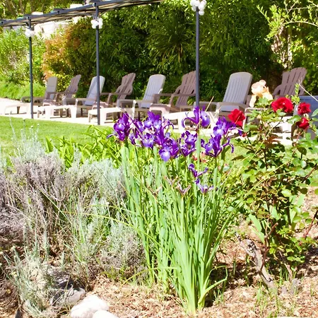 Frühstückspension La Bastide Des Roses 3*