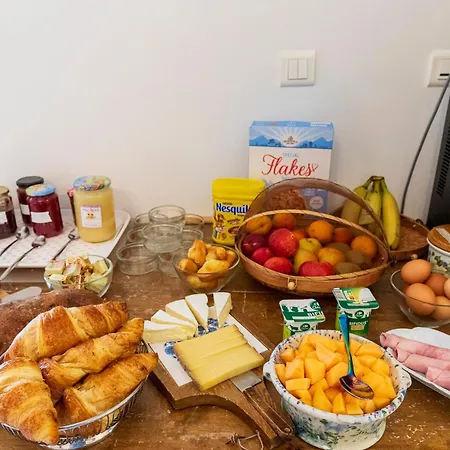 Frühstückspension La Bastide Des Roses 3*