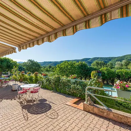 La Bastide Des Roses Frühstückspension