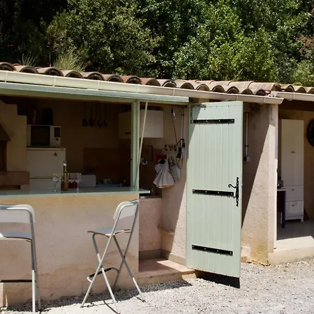 La Bastide Des Roses 3* Saint-Julien-d'Asse