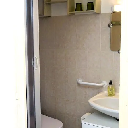 La Bastide Des Roses Oda ve Kahvaltı 3*