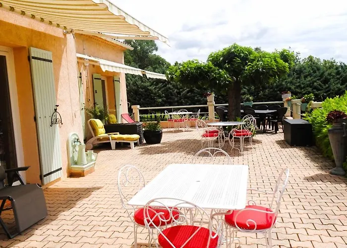 La Bastide Des Roses 3* Saint-Julien-d'Asse